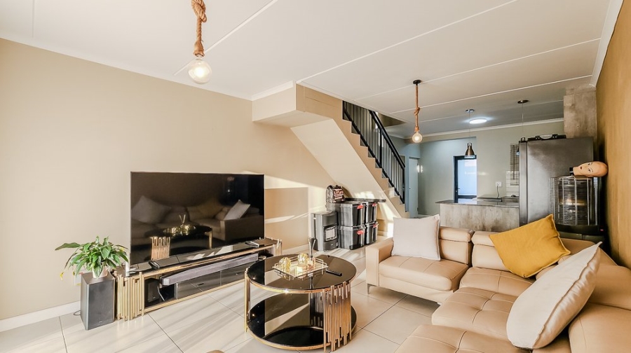3 Bedroom Property for Sale in Zonnendal Western Cape